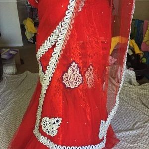 Indian saree/sari,..Lehanga style